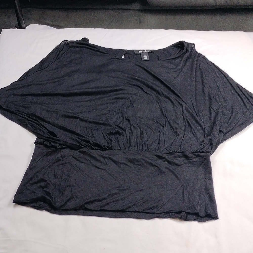 White house/Black market women's XL top